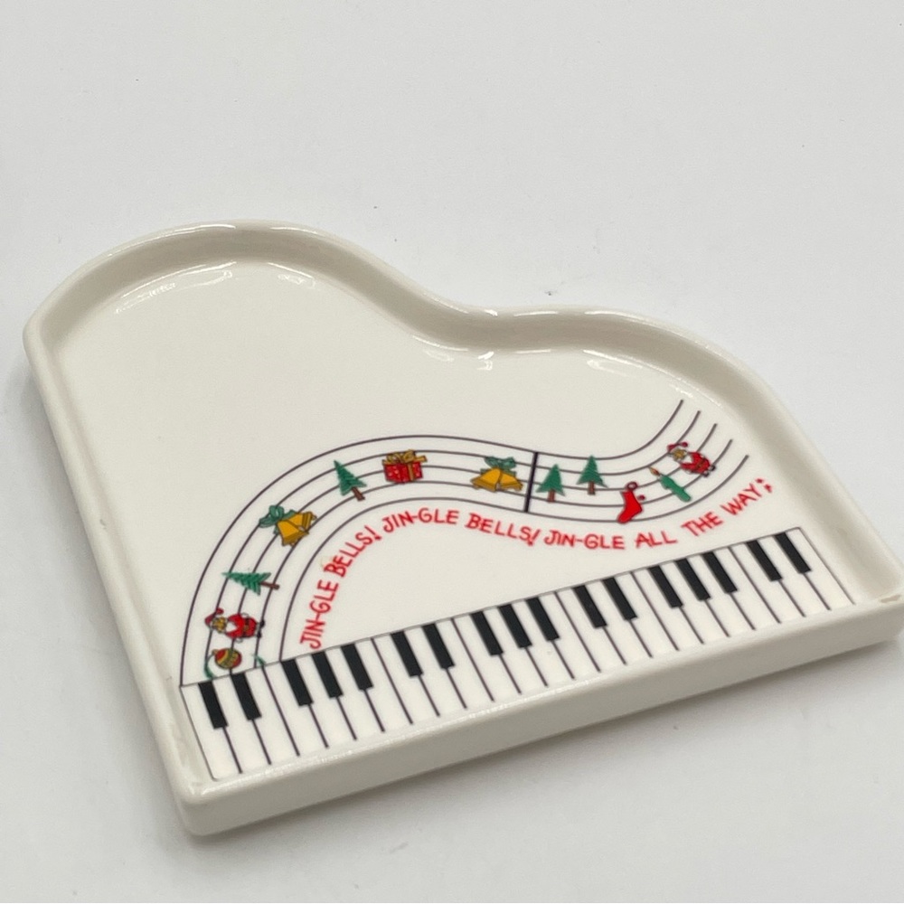 Vintage Shafford Original Piano Plate JINGLE BELLS Christmas Theme Japan 1980